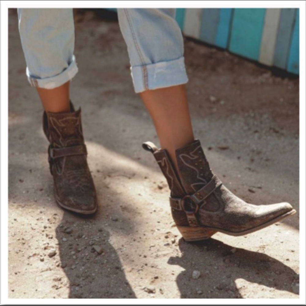 Bed Stu Cowboy Boot